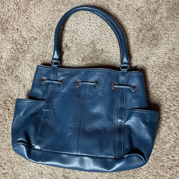 TIGNANELLO LARGE BLUE TASSEL PURSE. - Picture 4 of 9